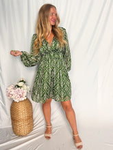 Afbeelding in Gallery-weergave laden, Milou Dress - green
