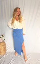 Afbeelding in Gallery-weergave laden, Knitted Maxi Skirt - blue
