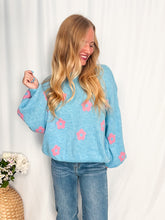 Afbeelding in Gallery-weergave laden, Cozy Flower Sweater - blue/plink
