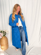 Afbeelding in Gallery-weergave laden, Long Padded Jacket - blue
