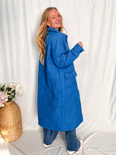 Afbeelding in Gallery-weergave laden, Long Padded Jacket - blue
