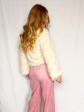Afbeelding in Gallery-weergave laden, Fluffy Sweater - ivory
