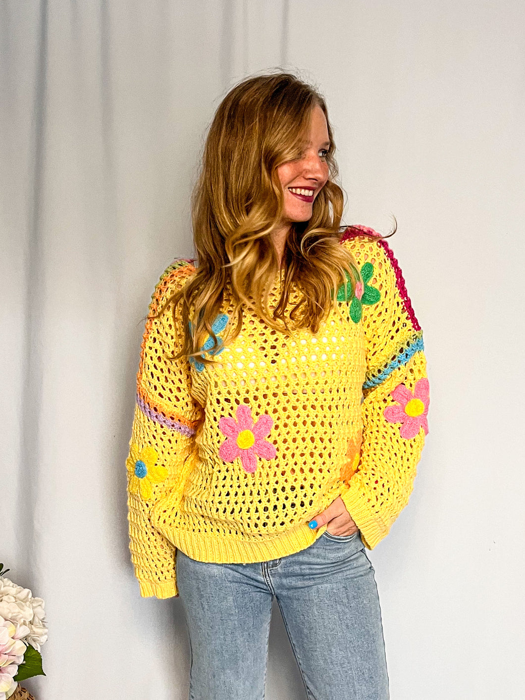 Knitted Daisy Sweater - yellow
