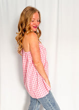 Afbeelding in Gallery-weergave laden, Assymetric Gingham Blouse - pink
