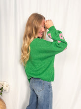 Afbeelding in Gallery-weergave laden, Cozy Flower Sweater - green/pink
