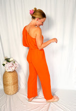 Afbeelding in Gallery-weergave laden, Assymetric Tetra Jumpsuit - orange
