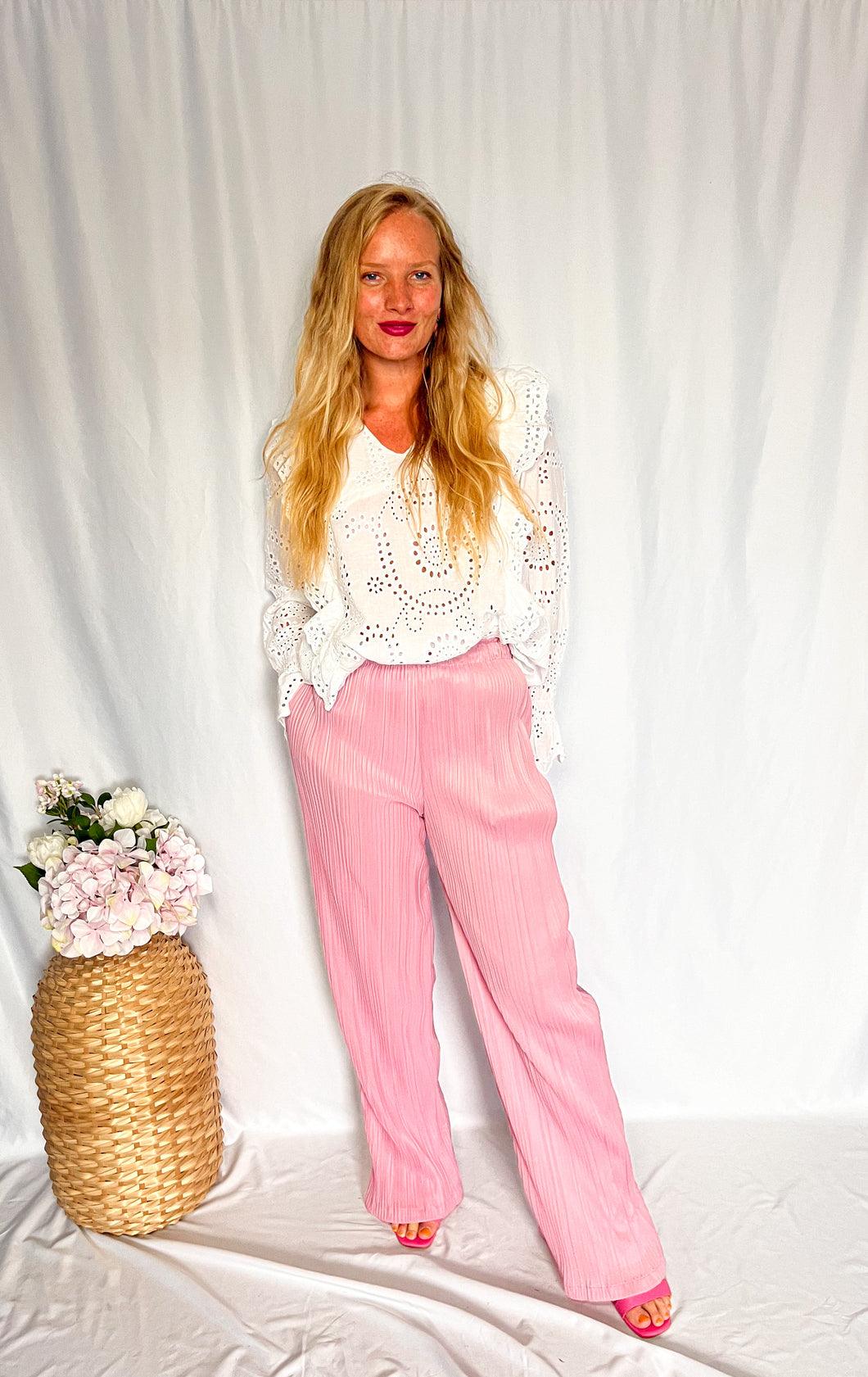 Pleated Trousers - pale pink