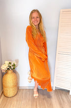 Afbeelding in Gallery-weergave laden, Pleated Maxi Dress - orange
