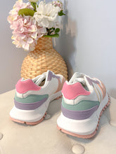 Afbeelding in Gallery-weergave laden, Trendy Pastel Sneakers

