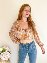 Afbeelding in Gallery-weergave laden, Cropped Ruffle Blouse

